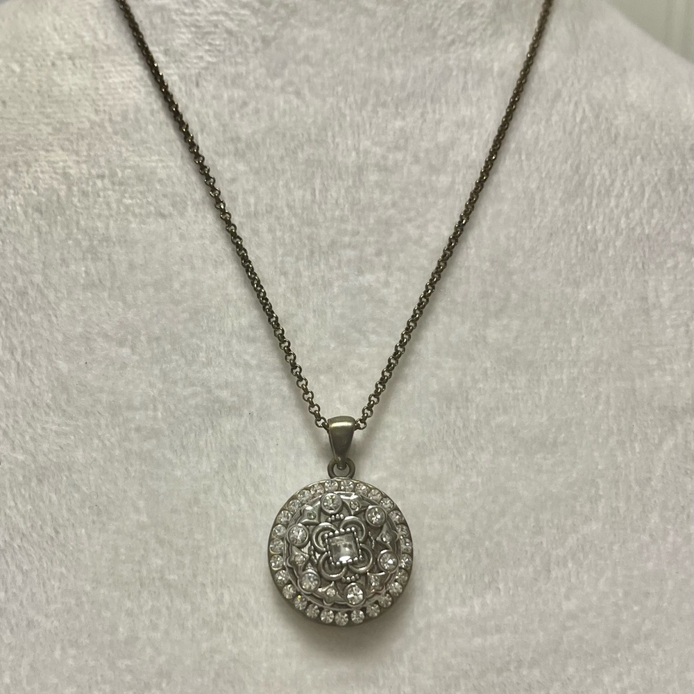 Sophisticated Silver Halo Necklace with Interchangeable Sparkling Pendants